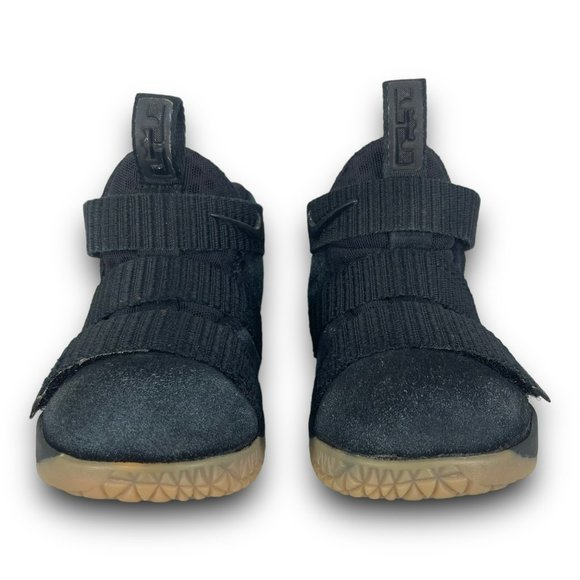 Nike LeBron Soldier 11 Sneakers 918367-007 Low Top Slip On Black Gum Toddler 4 - Picture 5 of 9